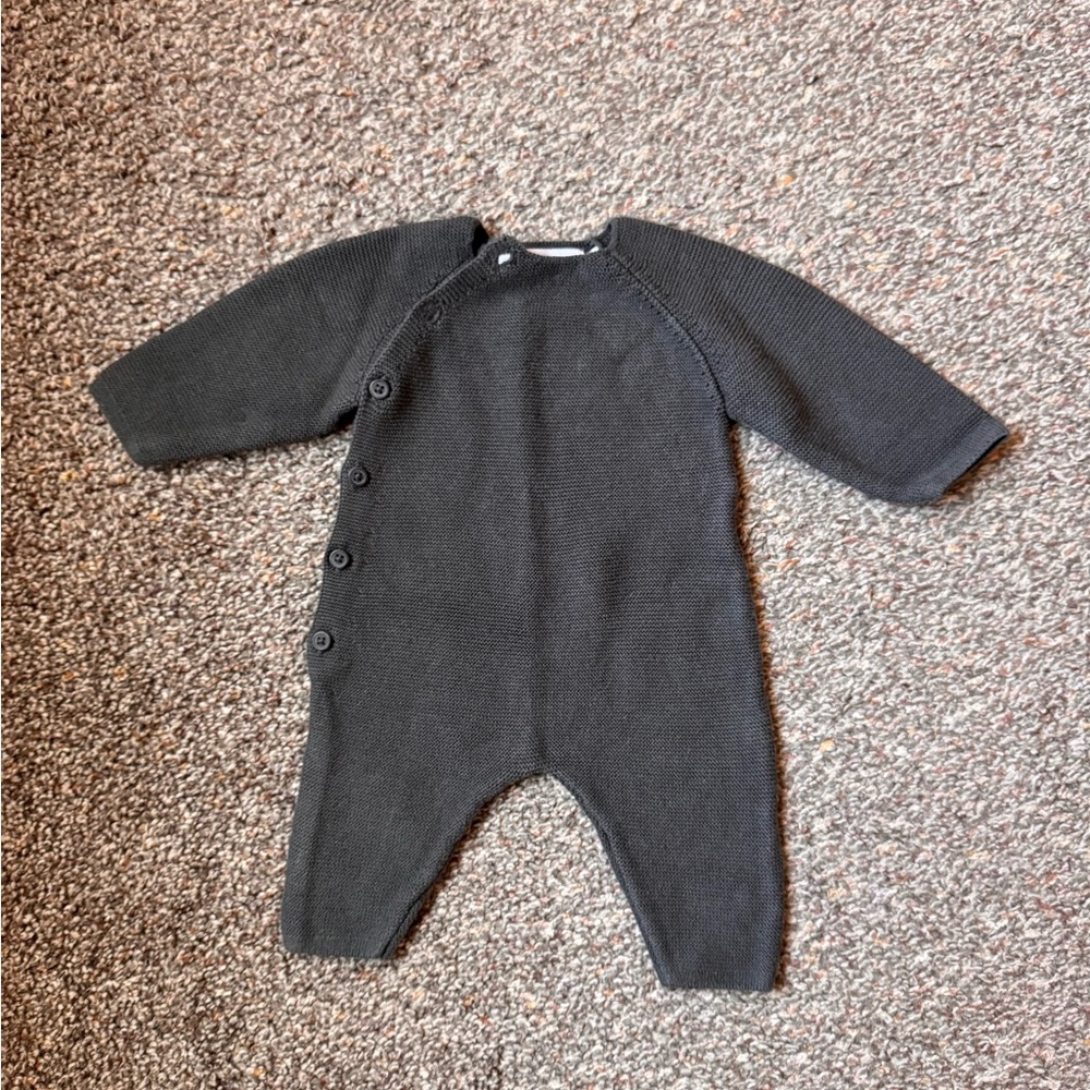 Zara Baby gray knit bodysuit